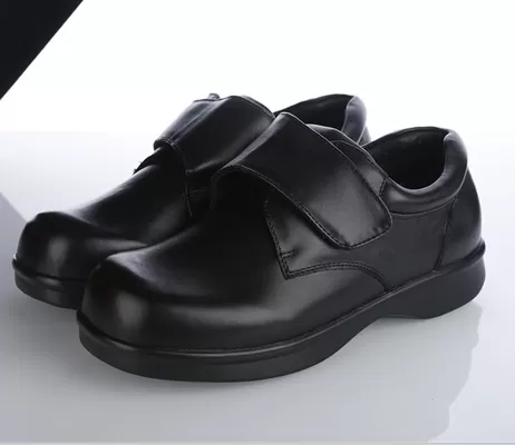 China Diabetic Foot Leather Shoes Corrective Diabetic Care Products Leat Leather Shoes Comfort supplier
